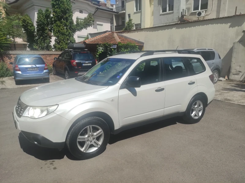 Subaru Forester 2.0i, 150 к.с., АВТОМАТИК, газова уредба , снимка 1 - Автомобили и джипове - 48952502