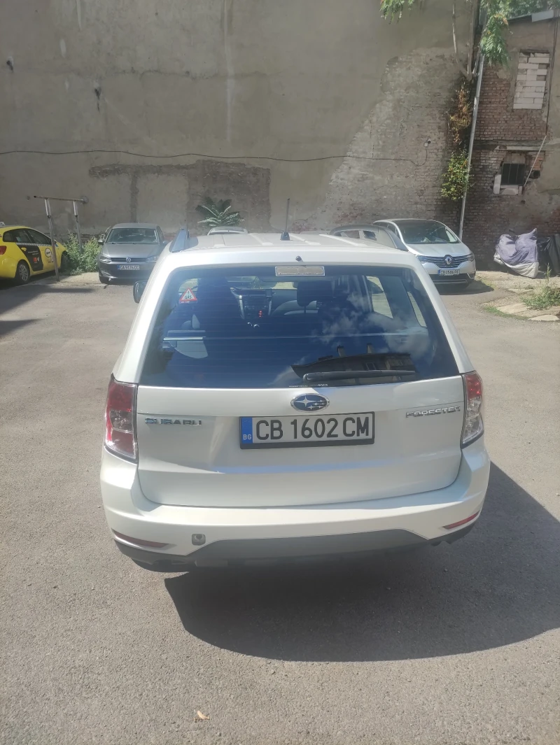 Subaru Forester 2.0i, 150 к.с., АВТОМАТИК, газова уредба , снимка 3 - Автомобили и джипове - 48952502