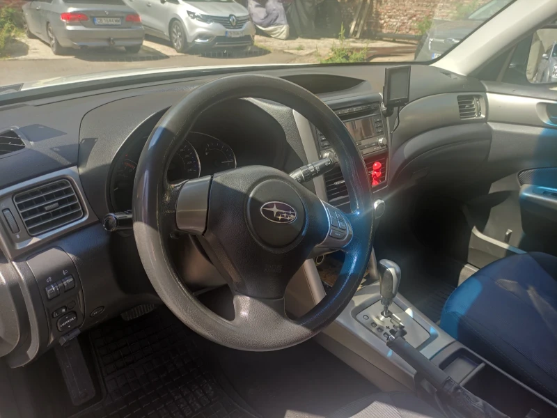 Subaru Forester 2.0i, 150 к.с., АВТОМАТИК, газова уредба , снимка 6 - Автомобили и джипове - 48952502