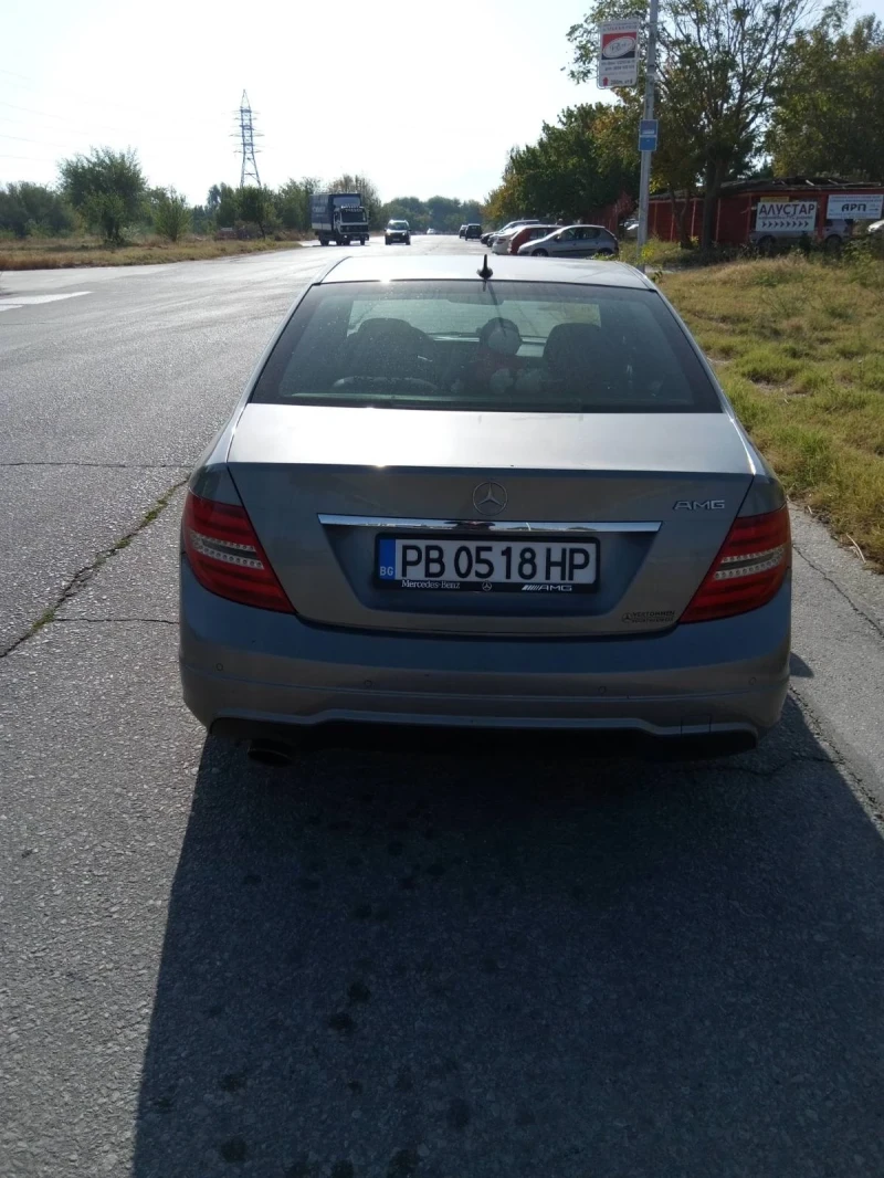 Mercedes-Benz C 180 2.2CDI, снимка 3 - Автомобили и джипове - 47857257