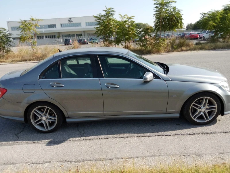 Mercedes-Benz C 180 2.2CDI, снимка 2 - Автомобили и джипове - 47857257