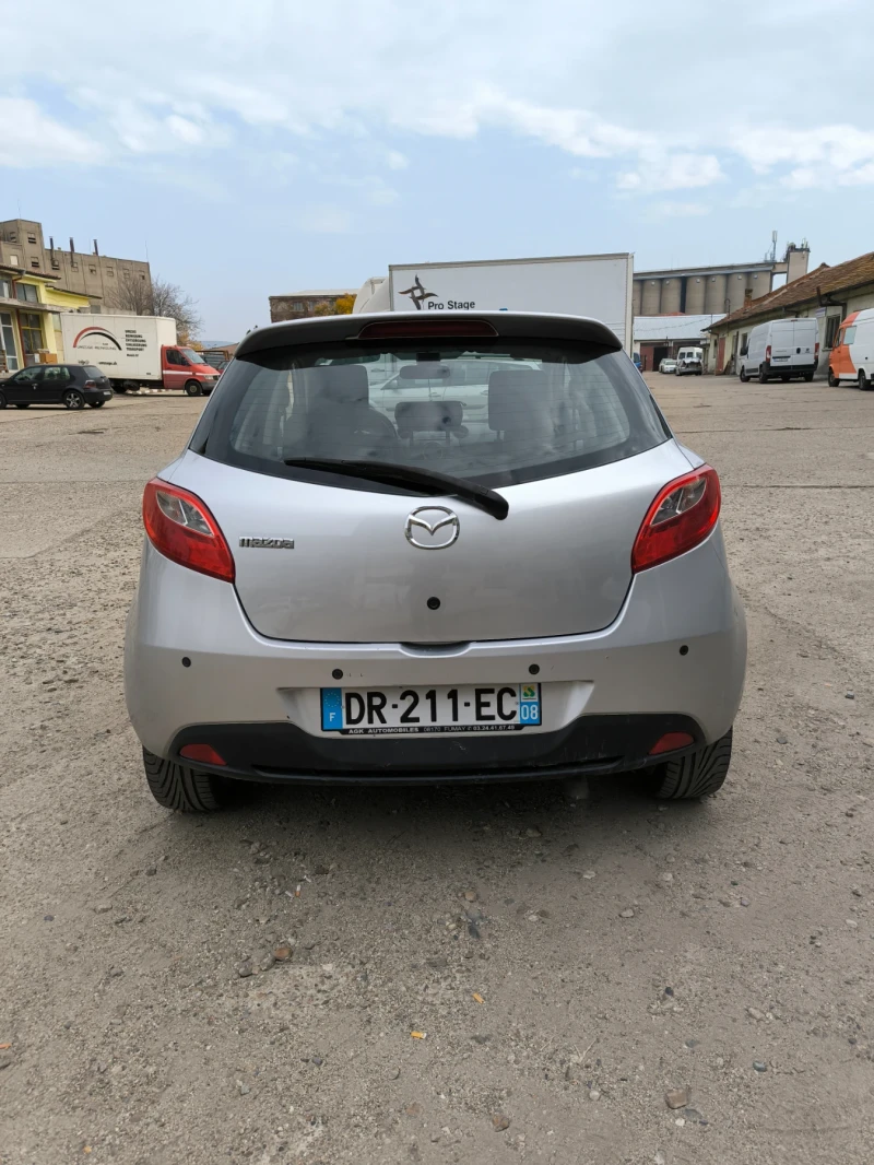 Mazda 2, снимка 5 - Автомобили и джипове - 47896208