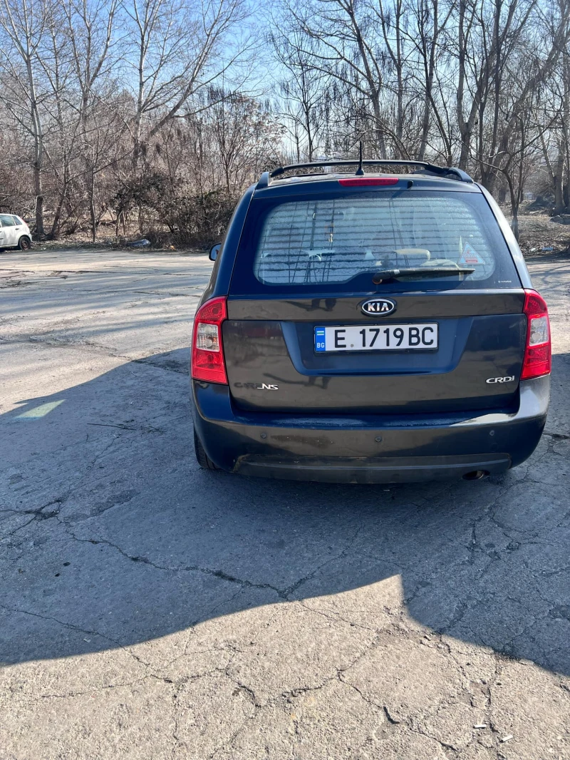 Kia Carens, снимка 4 - Автомобили и джипове - 49112587