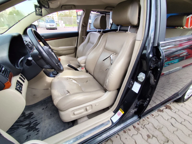 Toyota Avensis D4D, снимка 7 - Автомобили и джипове - 52627241