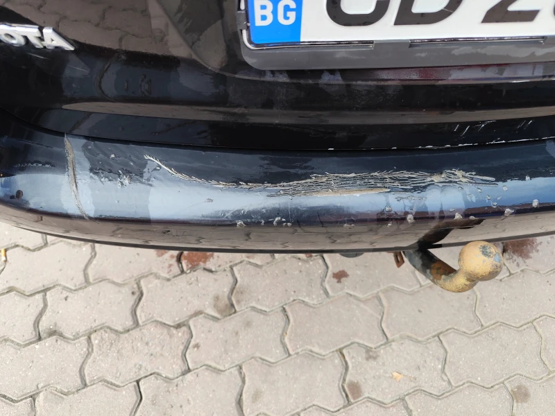 Toyota Avensis D4D, снимка 10 - Автомобили и джипове - 52627241