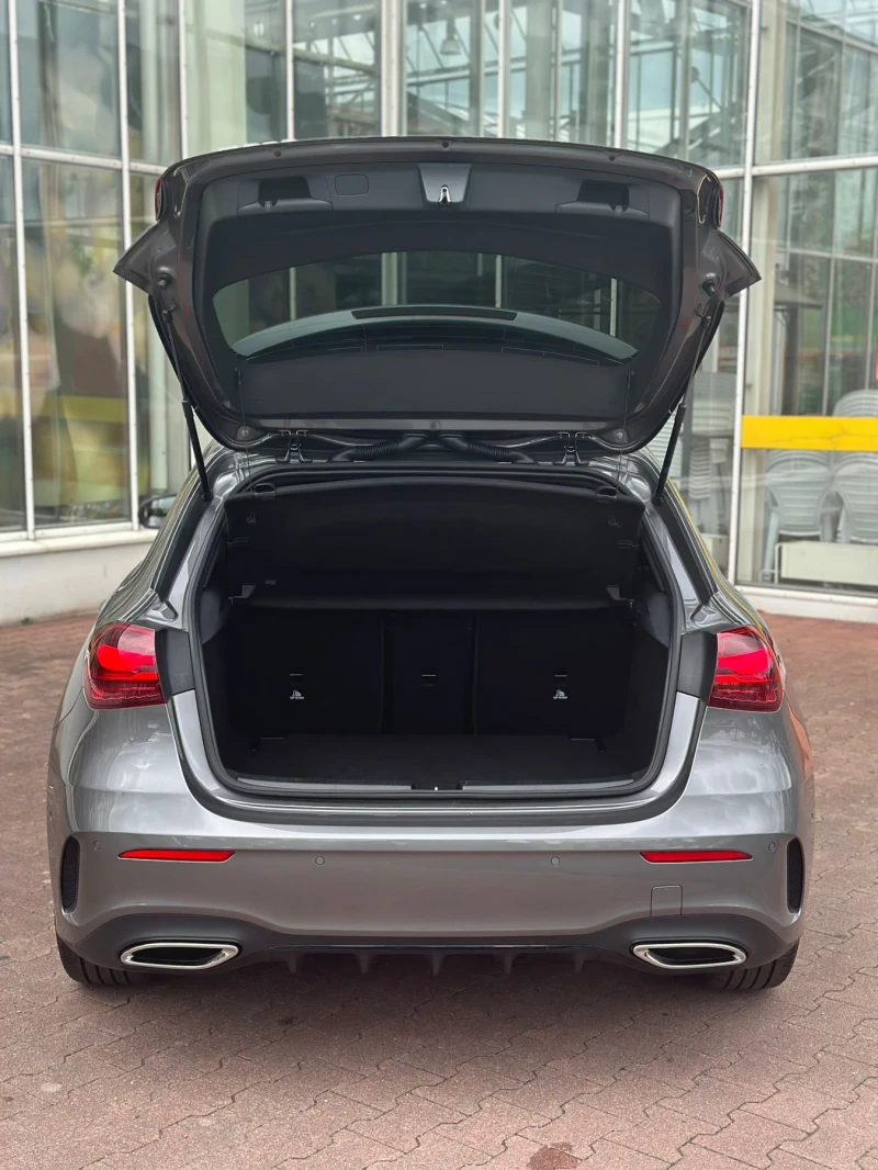 Mercedes-Benz A 200 AMG Line* LED, снимка 11 - Автомобили и джипове - 51564984