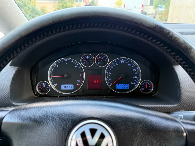VW Sharan 1.9 TDI/ 116к.с. , снимка 12 - Автомобили и джипове - 52121411
