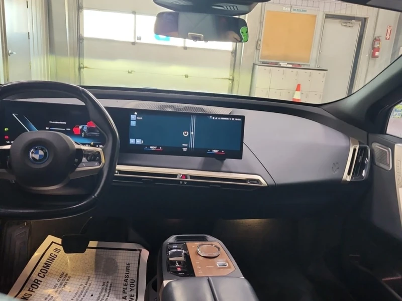 BMW iX * XDRIVE50 * CARFAX * БЕЗ ПЪРВОНАЧАЛНА ВНОСКА, снимка 5 - Автомобили и джипове - 52916616