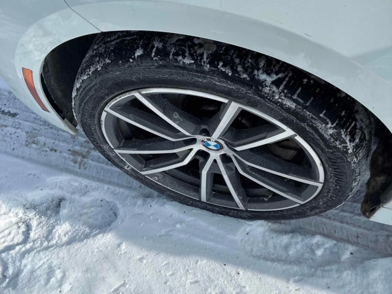 BMW 330 * xDrive * CARFAX * Sportline * ШИБИДАХ * ПОДГРЕВ , снимка 7 - Автомобили и джипове - 53418606