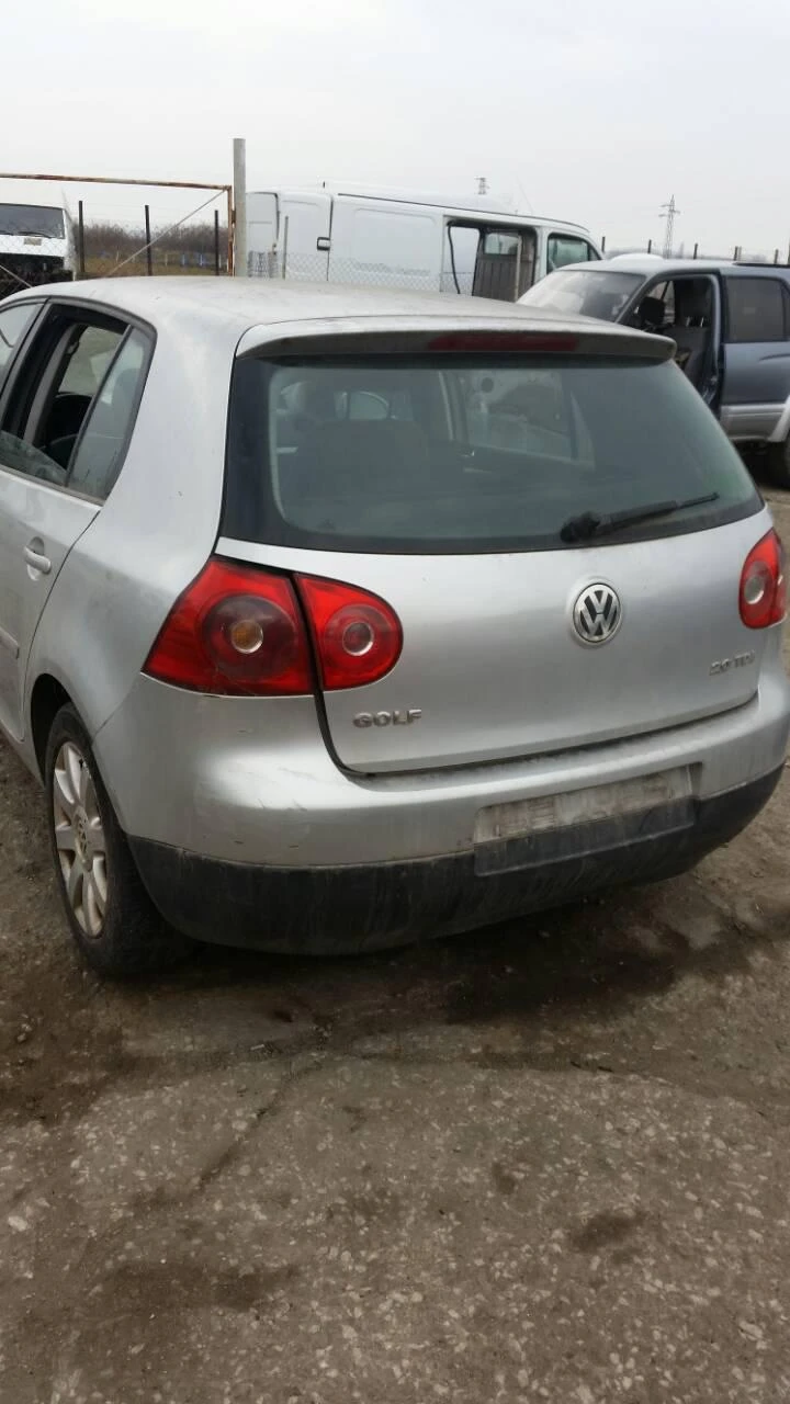 VW Golf 1.6 i,2.0 tdi, снимка 11 - Автомобили и джипове - 9213980