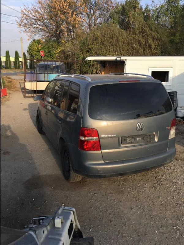 VW Touran 2.0tdi На части, снимка 5 - Автомобили и джипове - 14493535