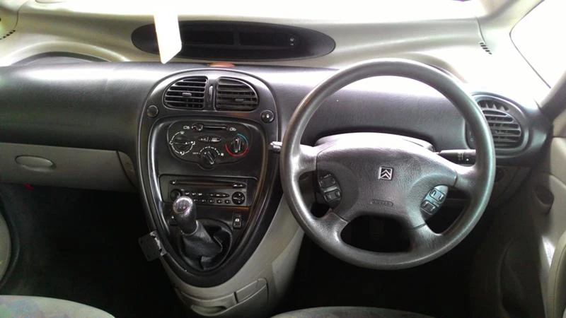 Citroen Xsara picasso 2.0 HDI , 90 к.с., снимка 5 - Автомобили и джипове - 46654802