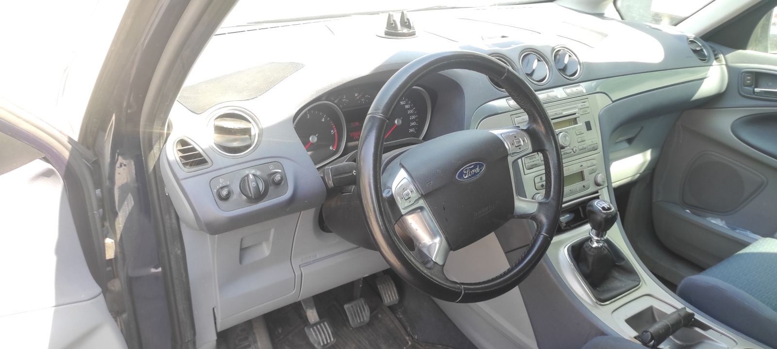 Ford S-Max 2.0 140 к.с. - изображение 1