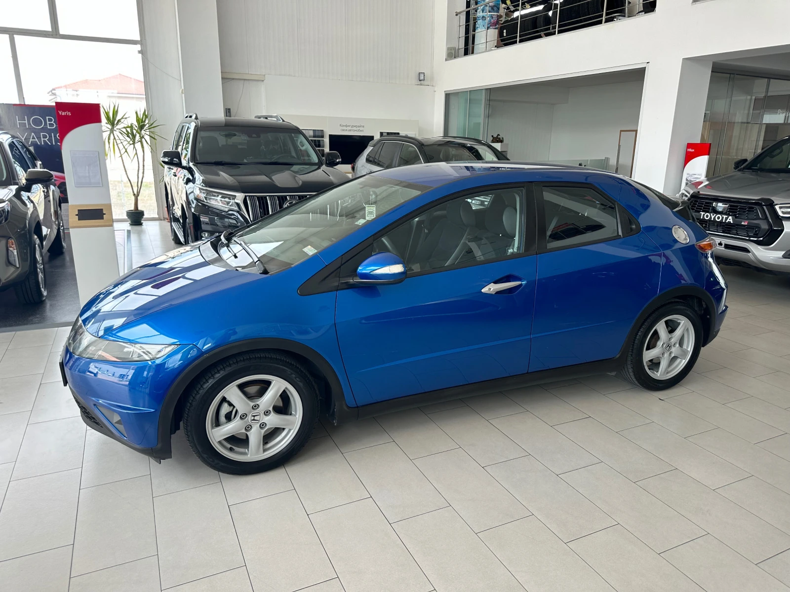 Honda Civic 1.8i - Автоматик - изображение 3