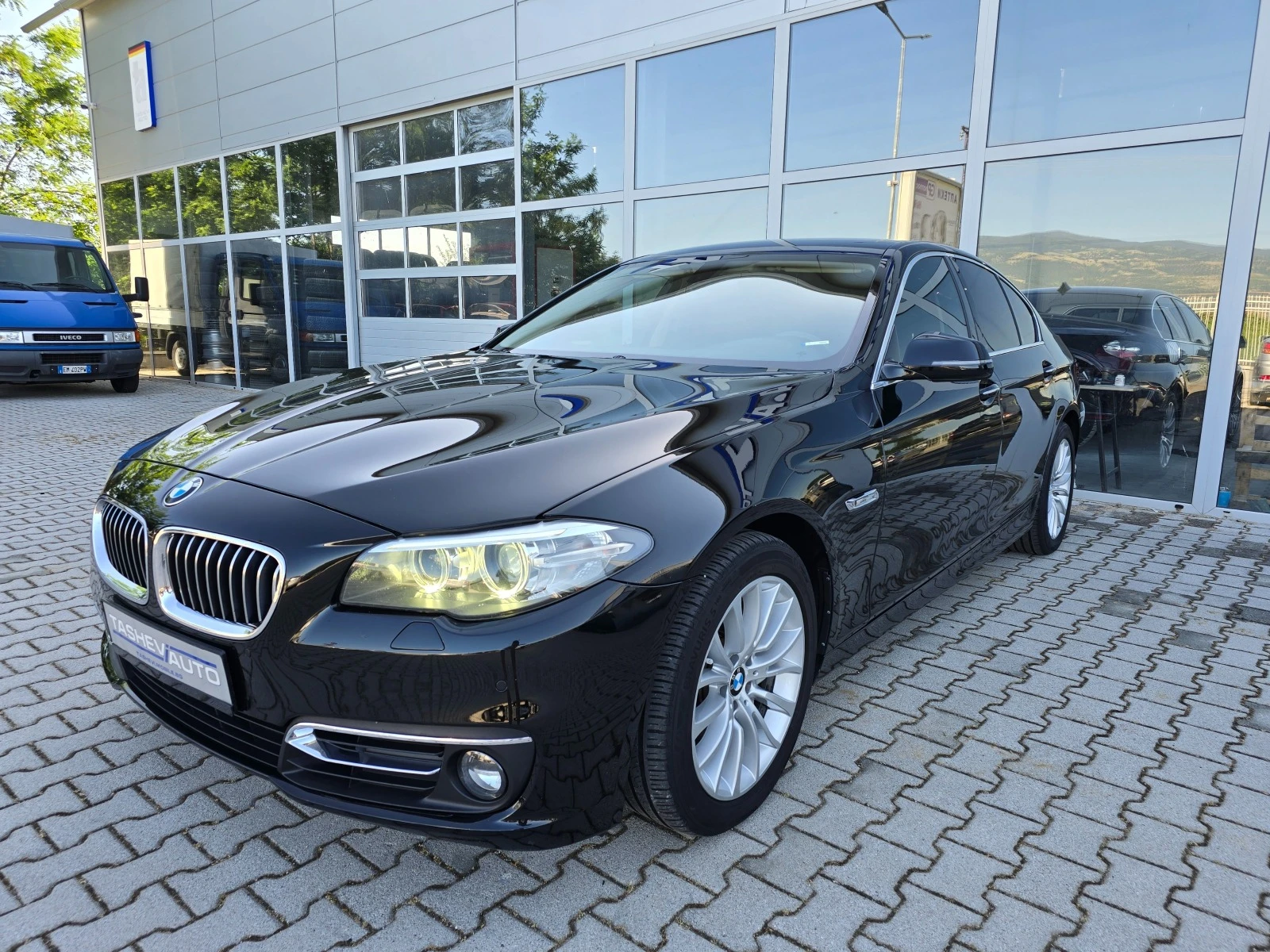 BMW 525 LUXURY* * FACELIFT* *  - изображение 6