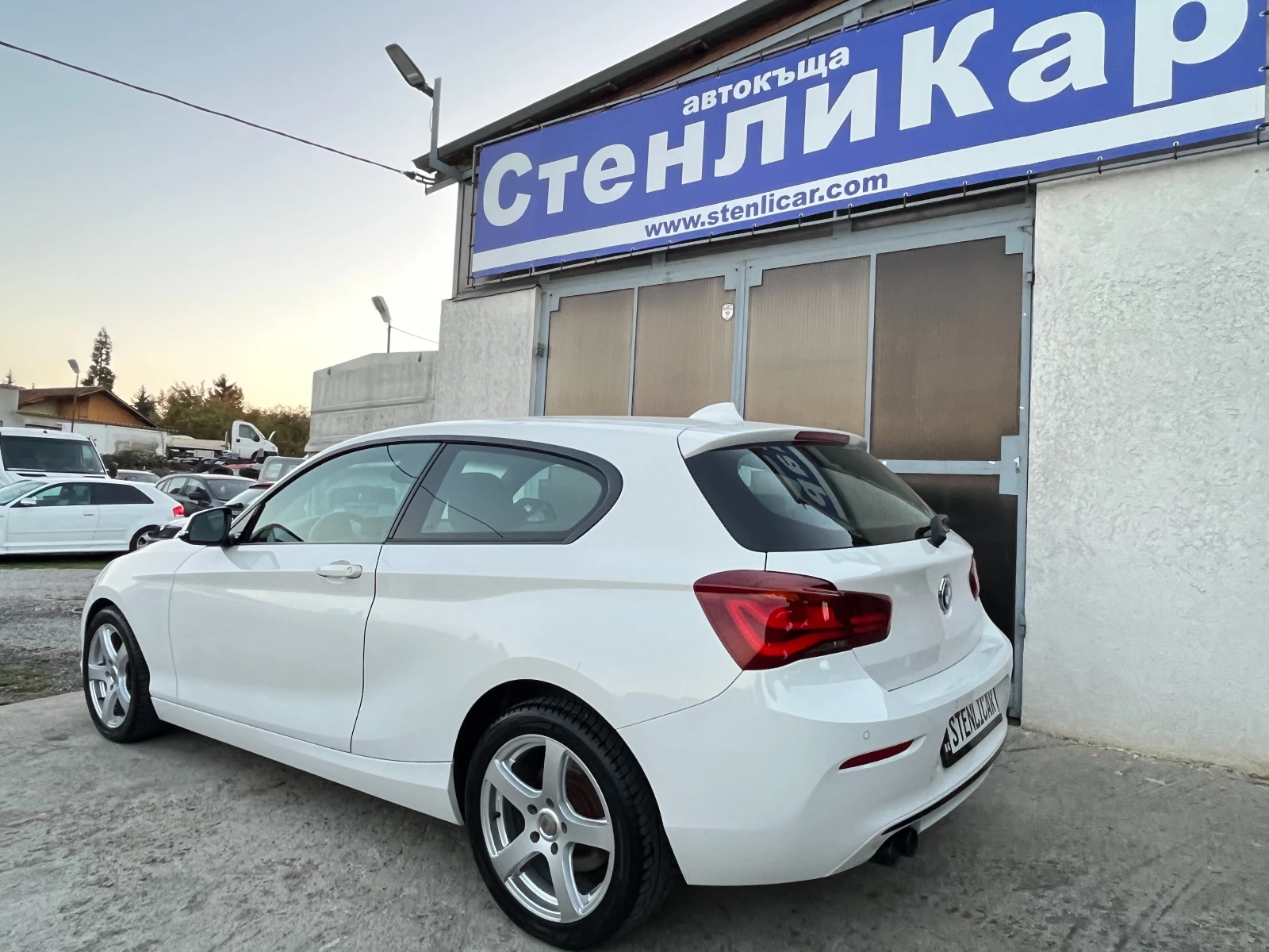 BMW 120 СОБСТВЕН ЛИЗИНГ И СИГУРНО ОДОБРЕНИЕ - изображение 2