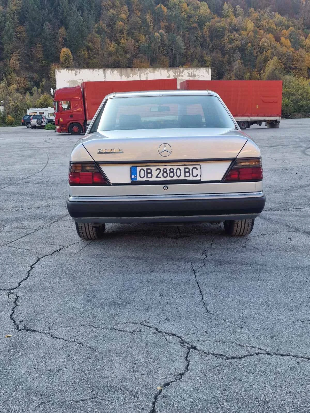 Mercedes-Benz 124 200Е - изображение 8