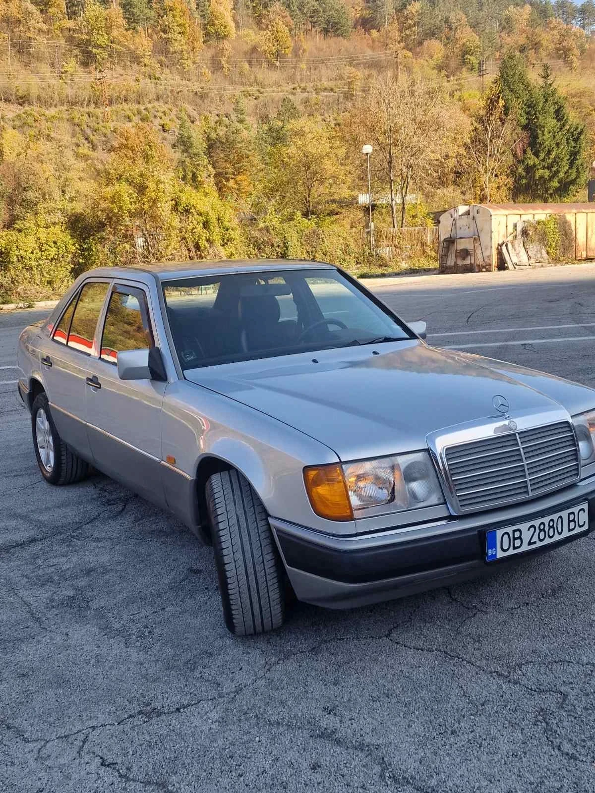 Mercedes-Benz 124 200Е - изображение 2