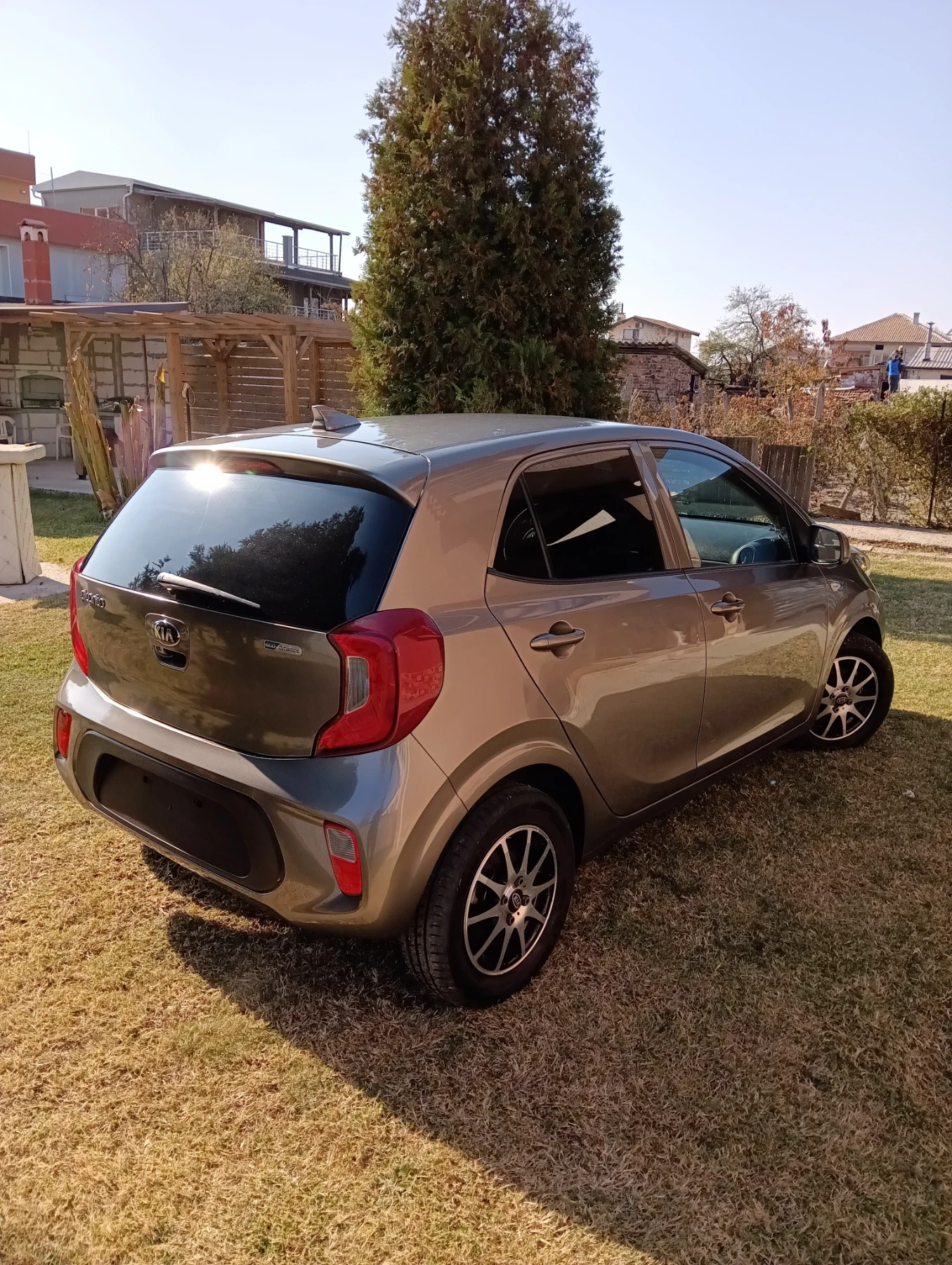 Kia Picanto 1.0ГАЗ КАТО НОВА - изображение 4