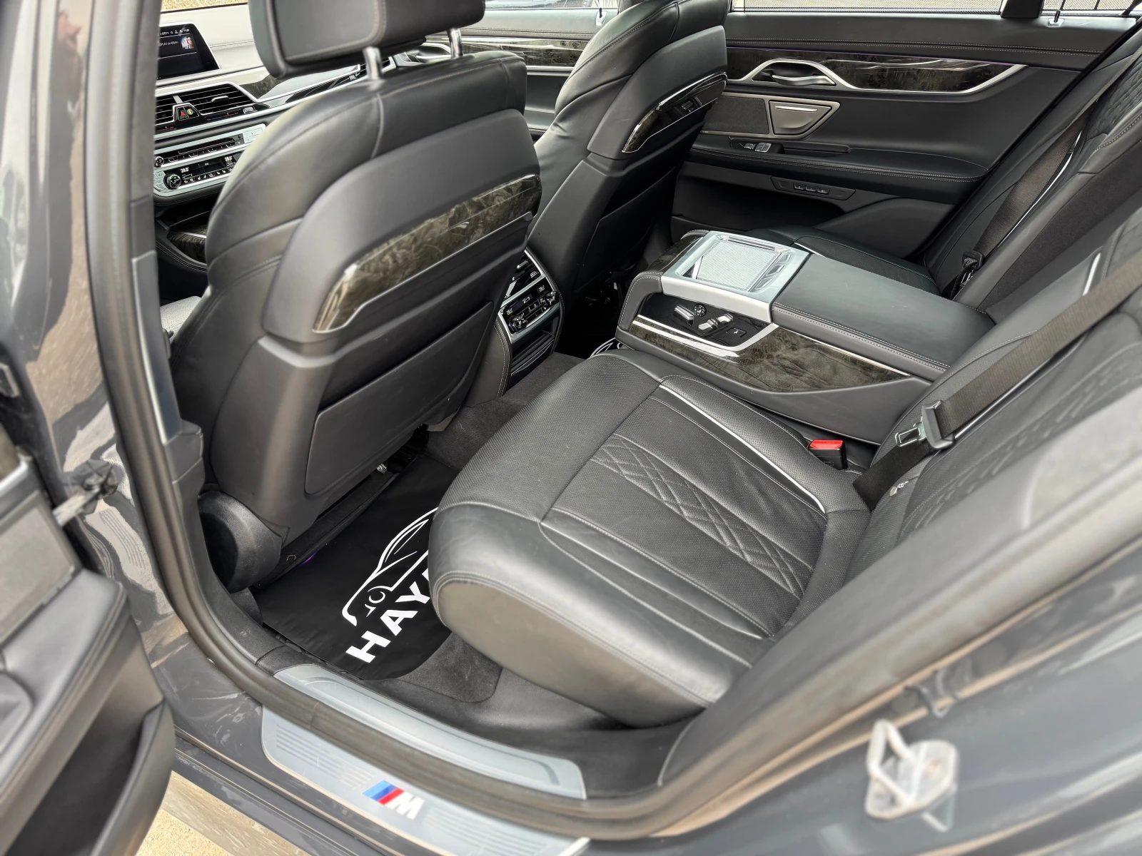 BMW 740 d= xDrive= M-pack= Individual= Facelift | Mobile.bg   13