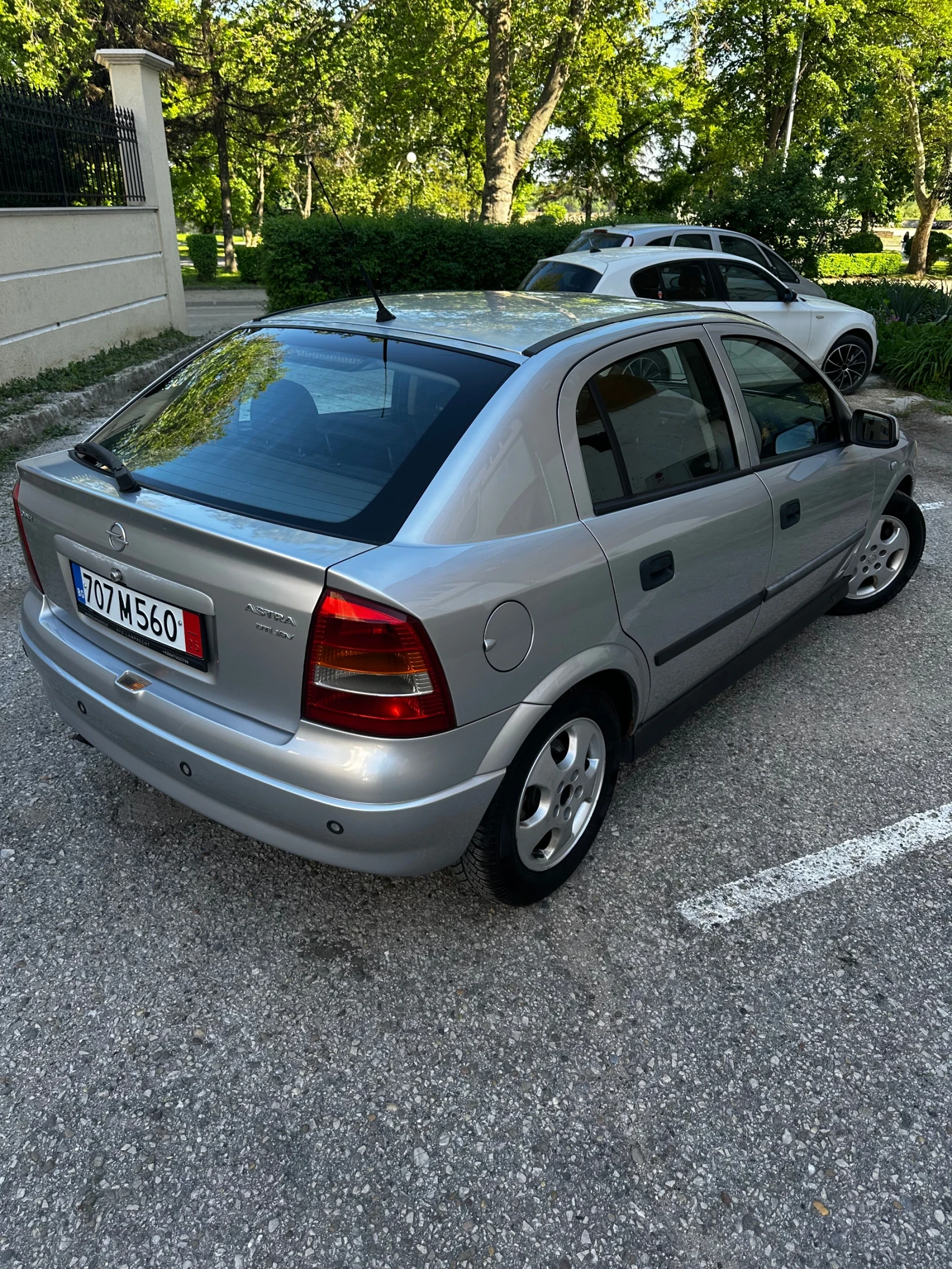Opel Astra 2.0DTI 16V 101hp - изображение 5