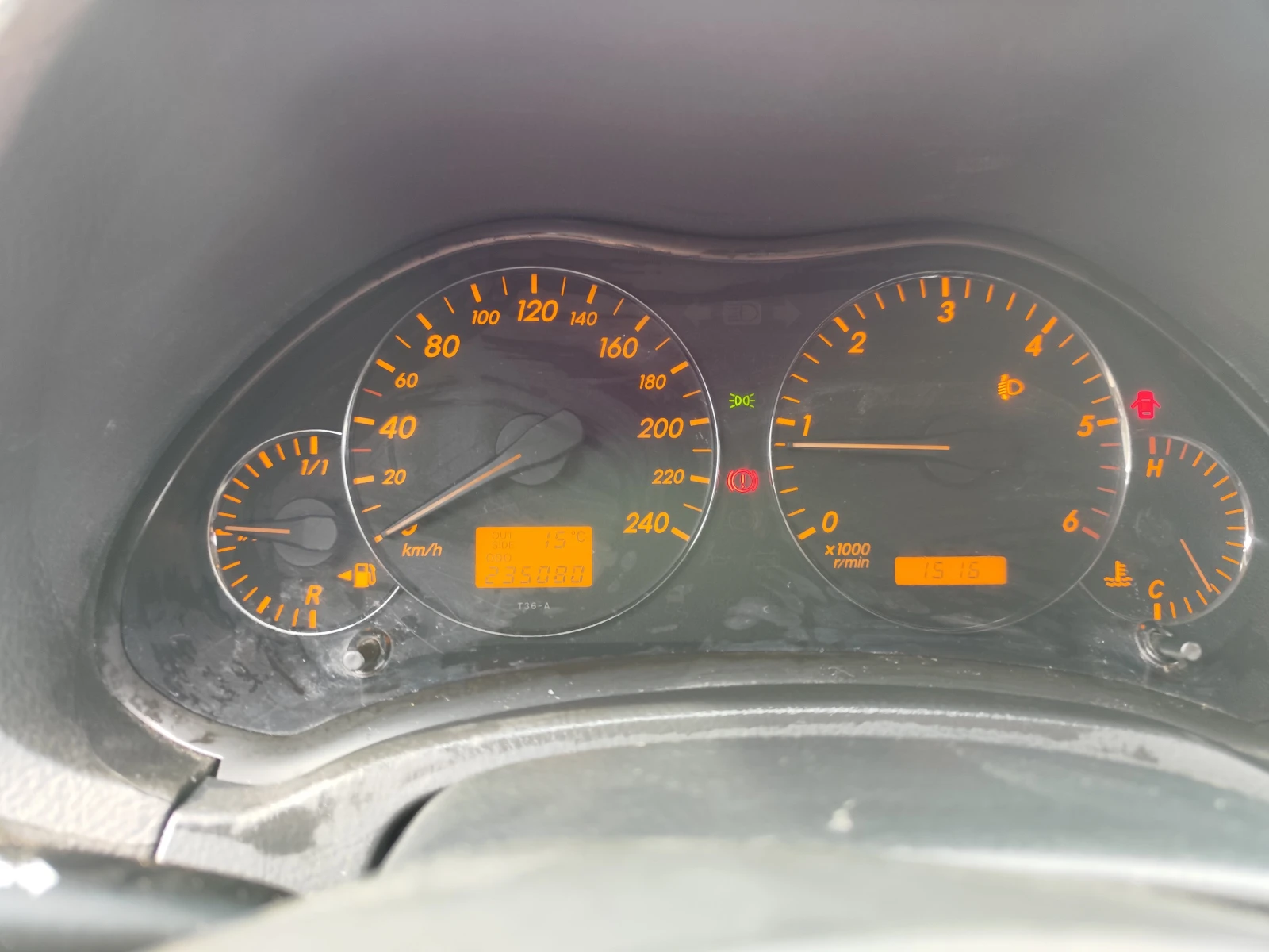 Toyota Avensis D4D - изображение 6