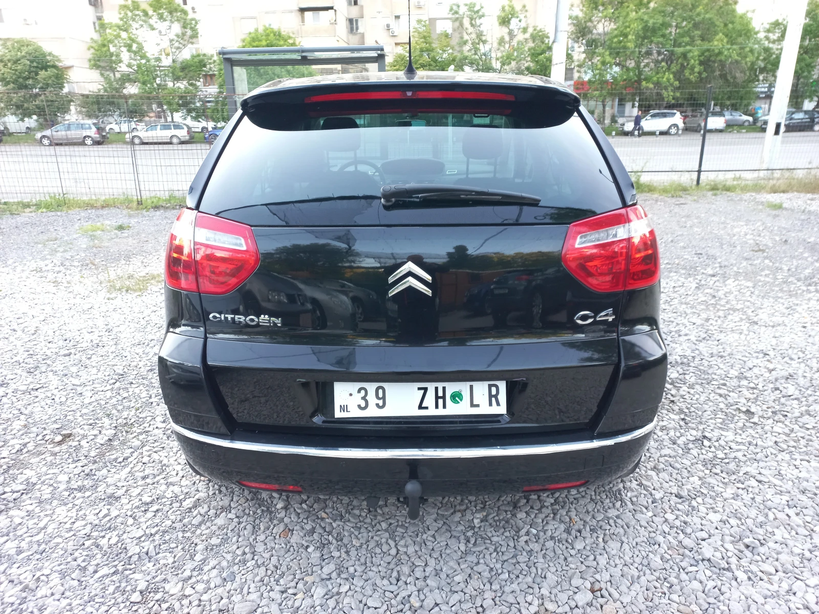 Citroen C4 Picasso 2.0i* Автомат* ГАЗ.ИНЖЕКЦИЯ - изображение 3
