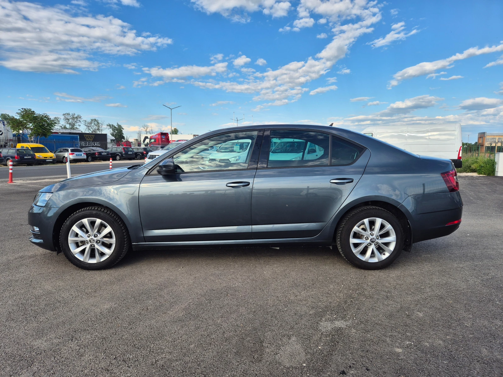 Skoda Octavia STYLE 2.0 TDI А/Т 150кс - изображение 2