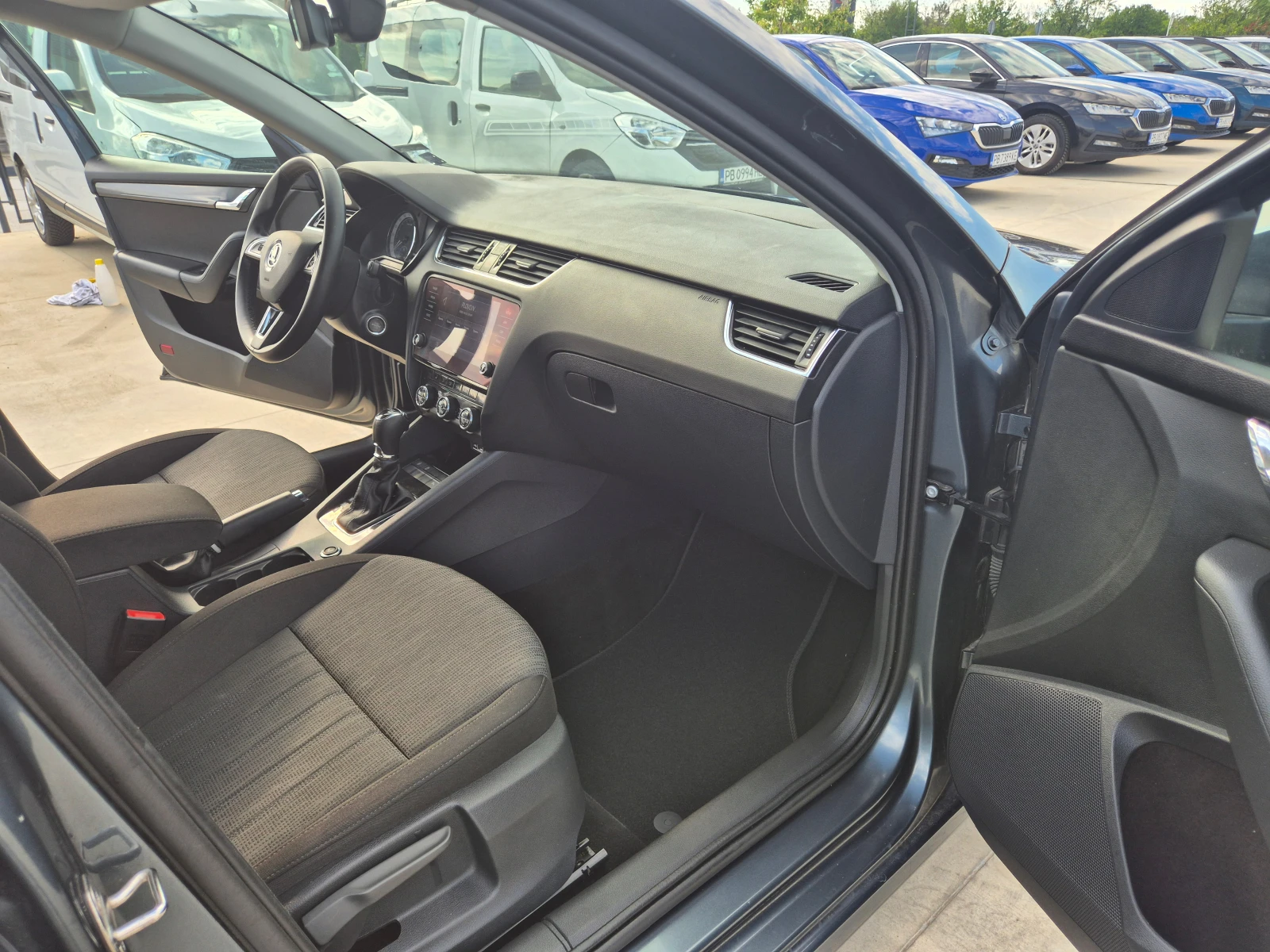 Skoda Octavia STYLE 2.0 TDI А/Т 150кс - изображение 9