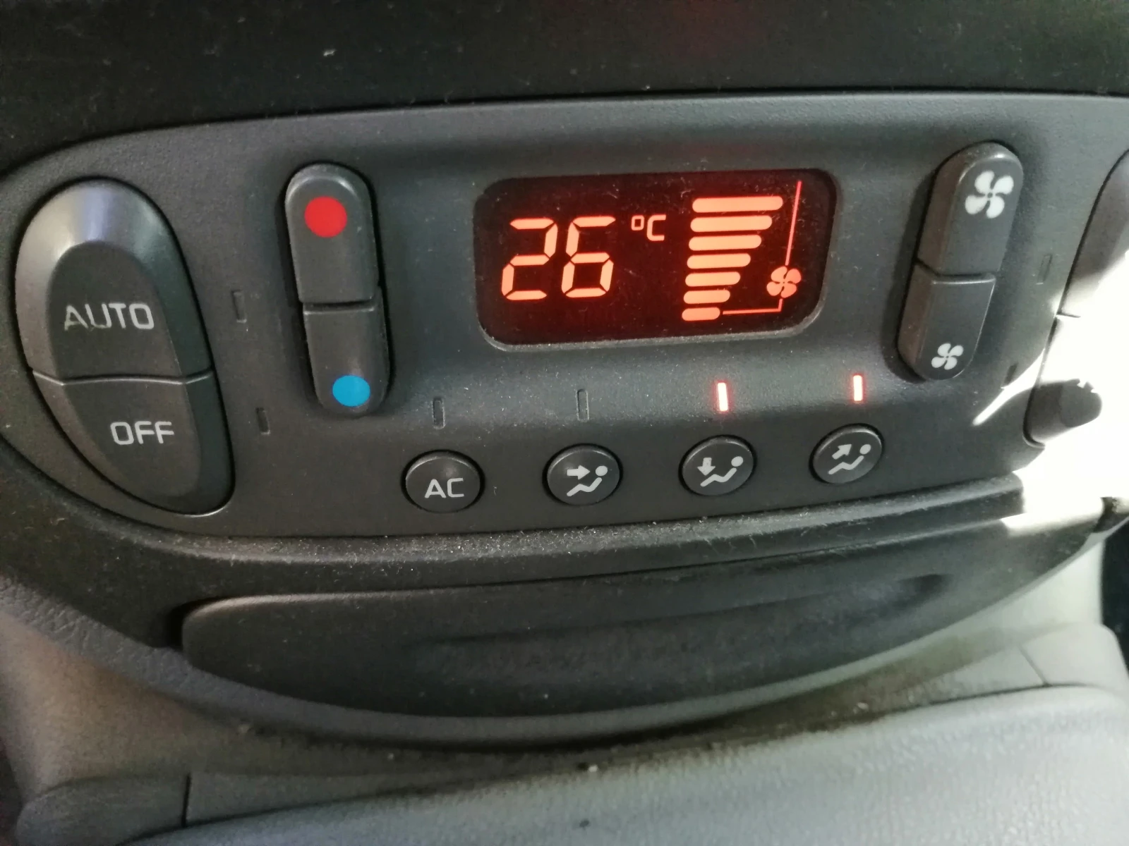 Renault Scenic  - изображение 7