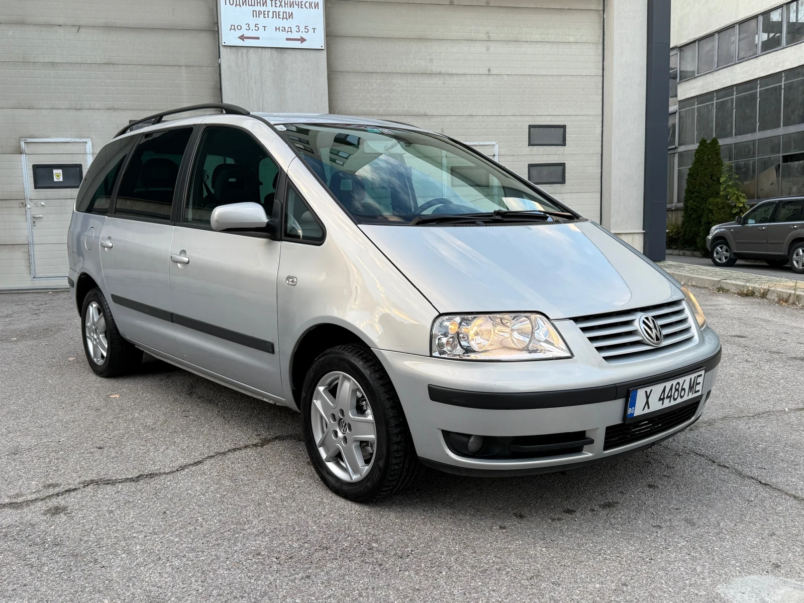 VW Sharan 1.9 TDI/ 116к.с.  - изображение 2