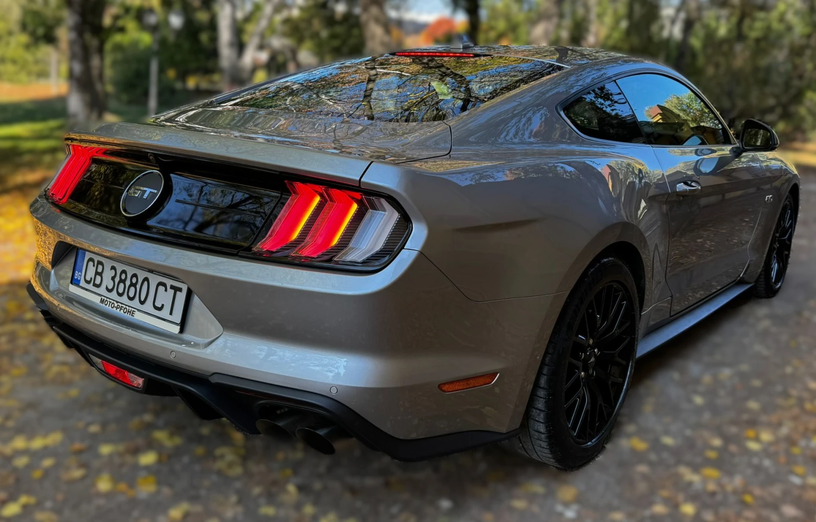 Ford Mustang 5.0 GT V8  - изображение 7
