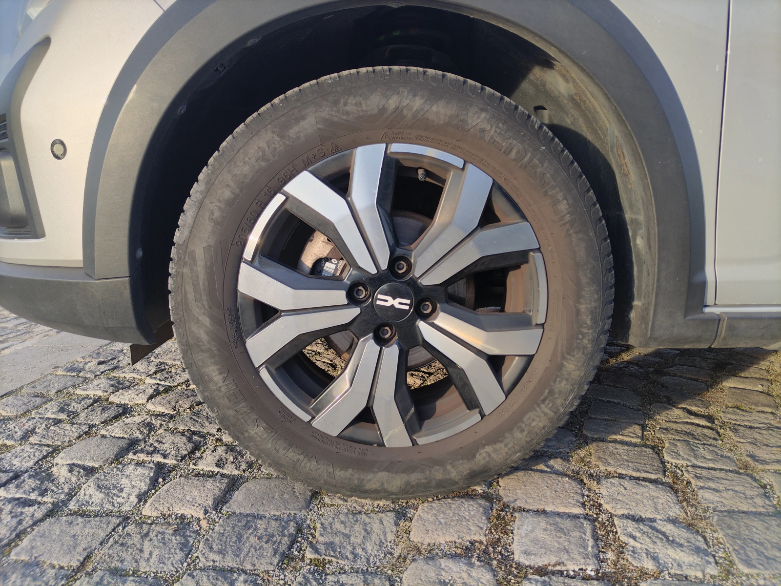 Dacia Sandero Stepway/ Expression  TCe 90 CVT - изображение 5