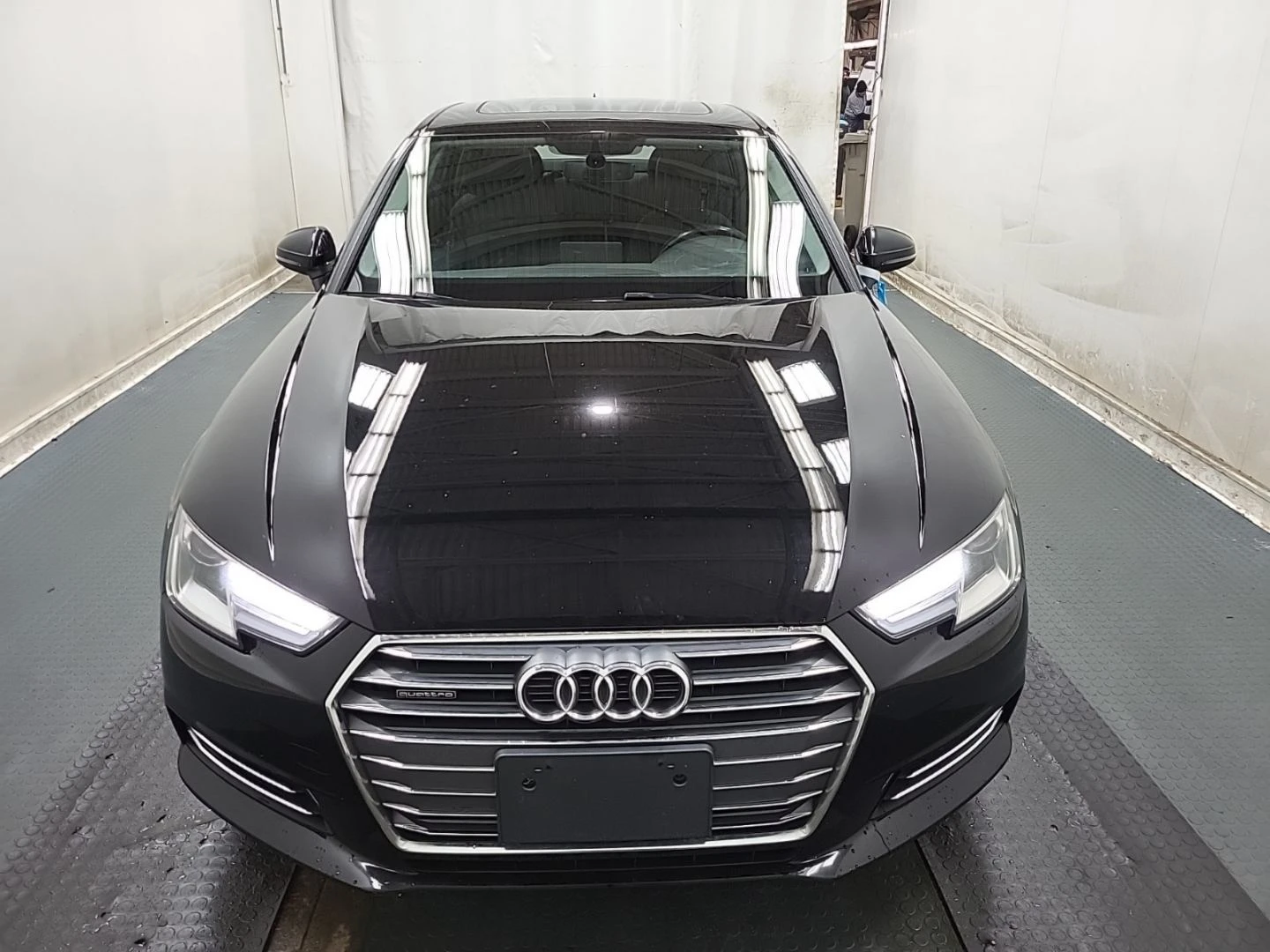 Audi A4  - изображение 2