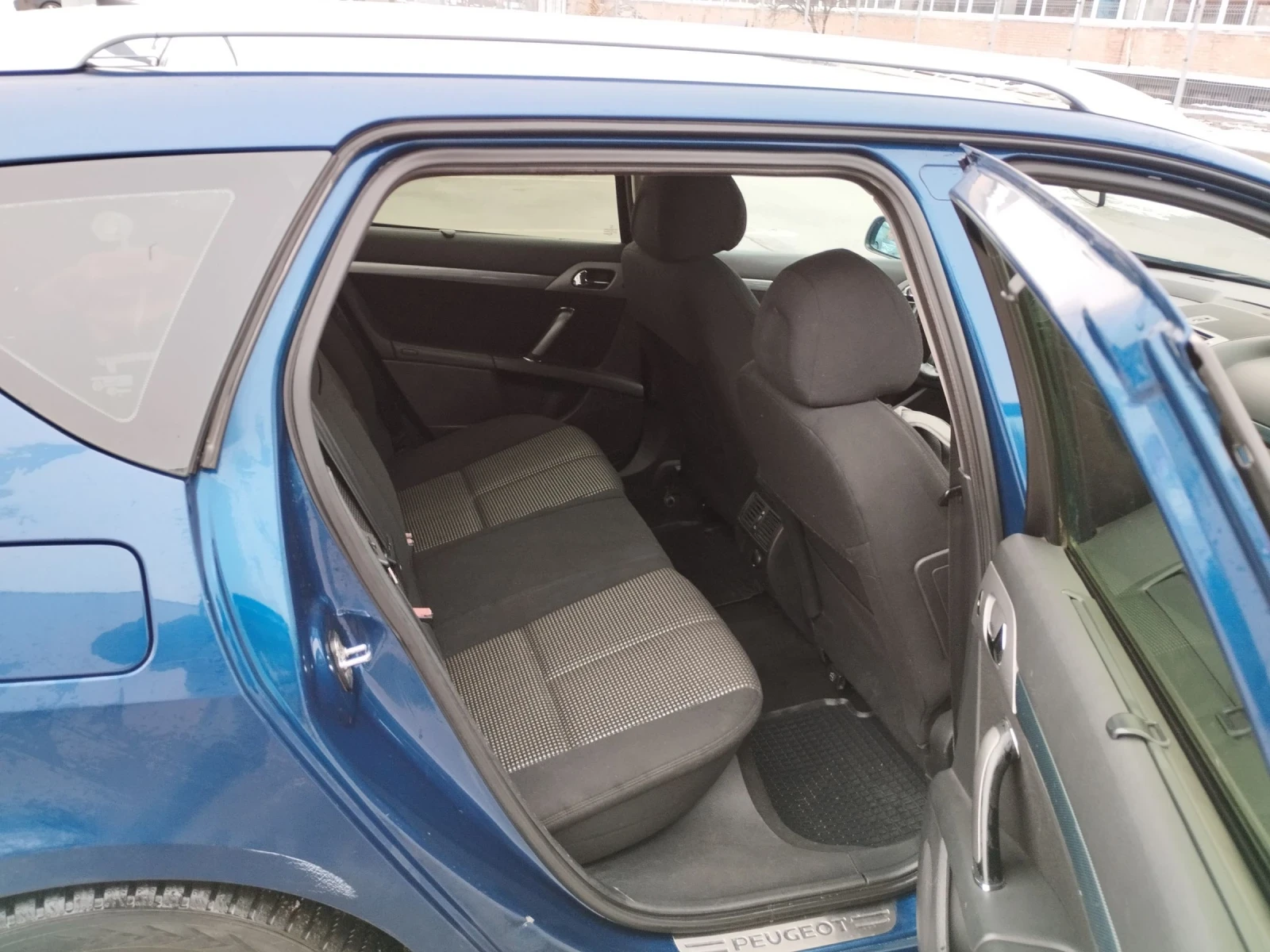 Peugeot 407 SW - изображение 9