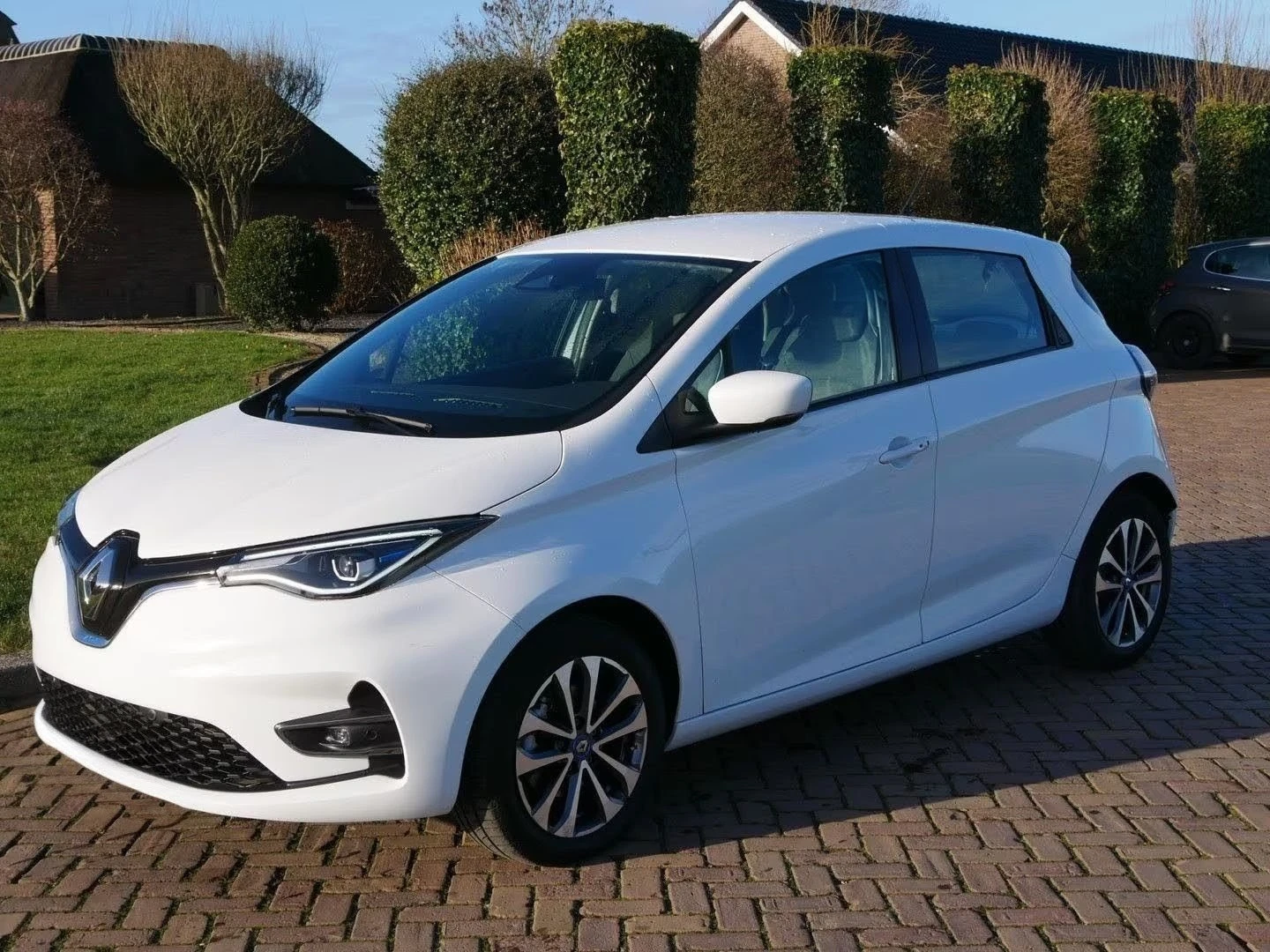 Renault Zoe 52kWh_R135_CCS_������_����/���.�����_SoH96%_����. | Mobile.bg � ����������� 1