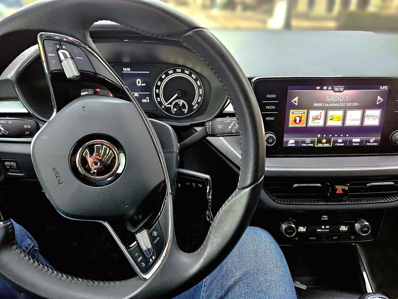 Skoda Fabia 1.0 - изображение 3