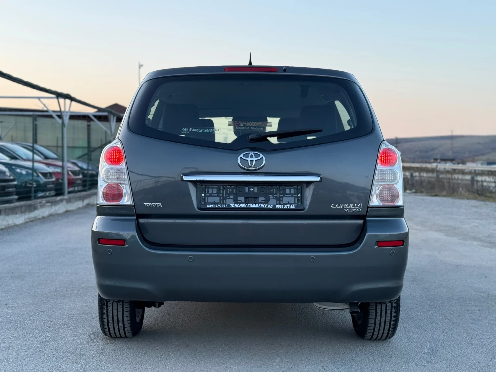 Toyota Corolla verso 1.6i-127.000km-NEW NEW NEW-KLIMATRONIK-AVTOPILOT, снимка 5 - Автомобили и джипове - 53854831