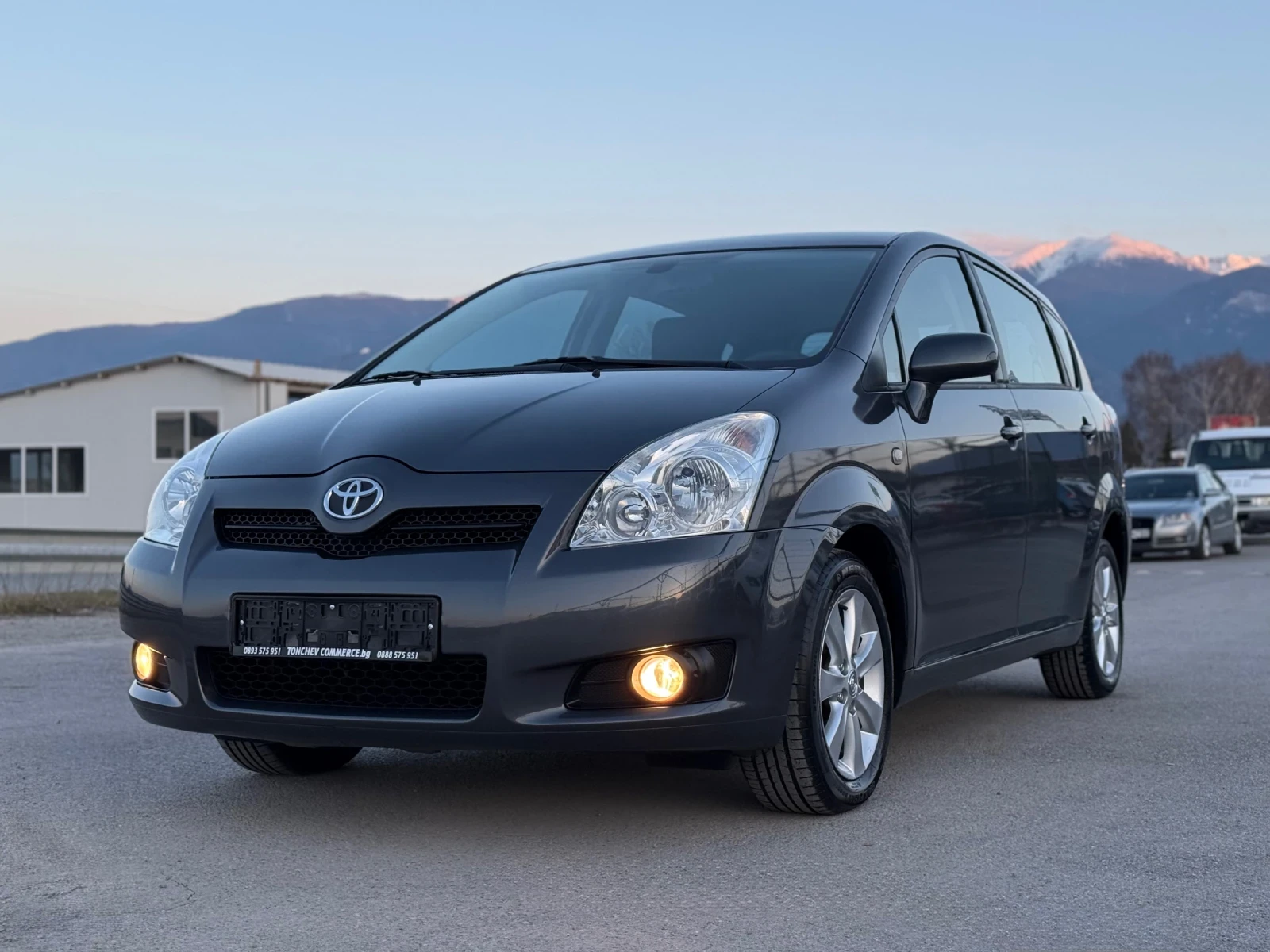 Toyota Corolla verso 1.6i-127.000km-NEW NEW NEW-KLIMATRONIK-AVTOPILOT, снимка 3 - Автомобили и джипове - 53854831