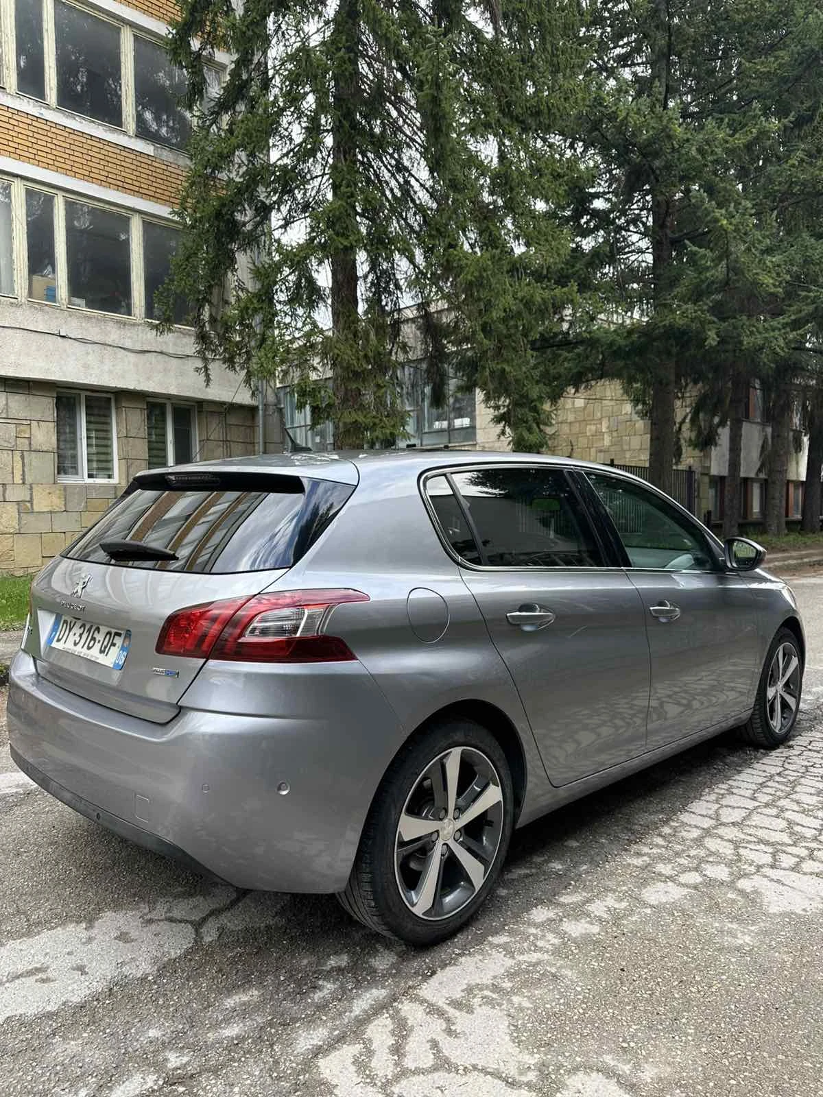 Peugeot 308 1.6HDi* ПАНОРАМА, снимка 6 - Автомобили и джипове - 54193936
