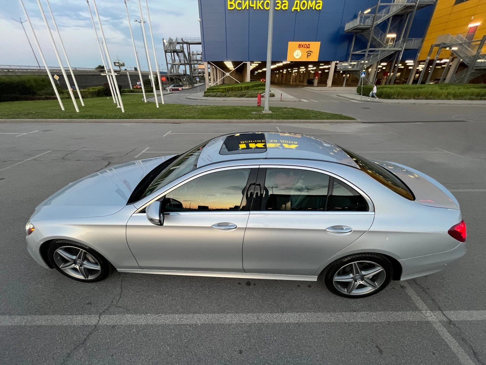 Mercedes-Benz E 300 W213, снимка 9 - Автомобили и джипове - 54484213