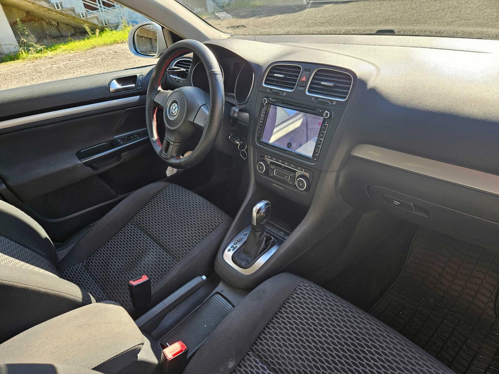 VW Golf, снимка 13 - Автомобили и джипове - 54701173