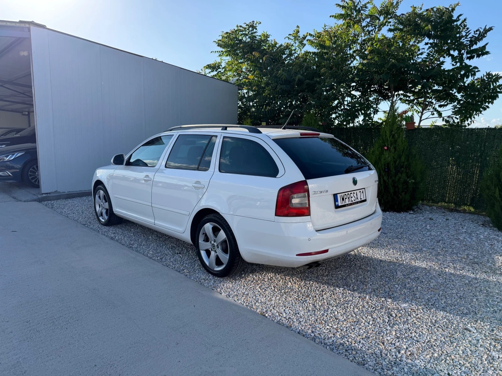 Skoda Octavia 2.0TDI 4x4 140kc., снимка 5 - Автомобили и джипове - 54705211