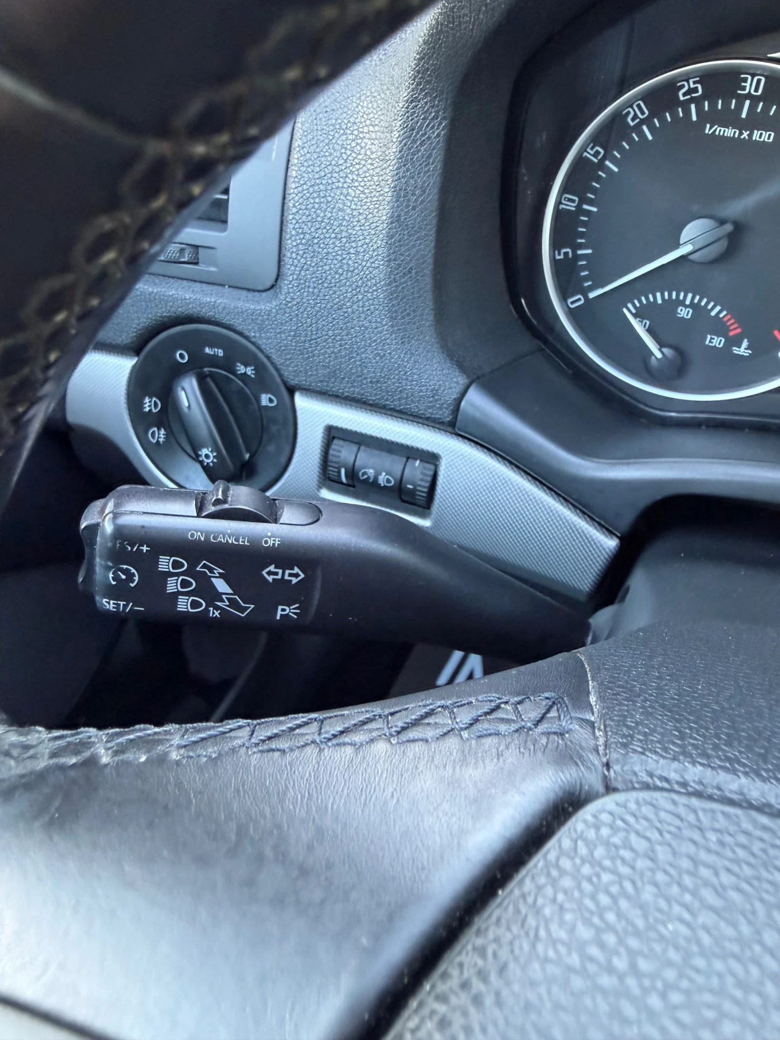 Skoda Octavia 2.0TDI 4x4 140kc., снимка 13 - Автомобили и джипове - 54705211