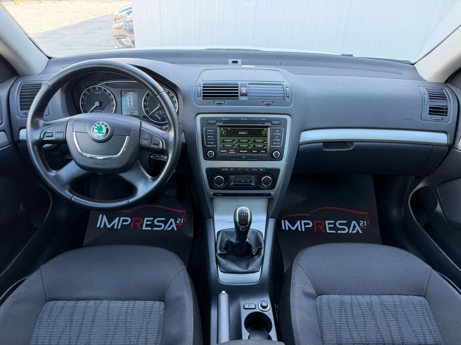 Skoda Octavia 2.0TDI 4x4 140kc., снимка 10 - Автомобили и джипове - 54705211