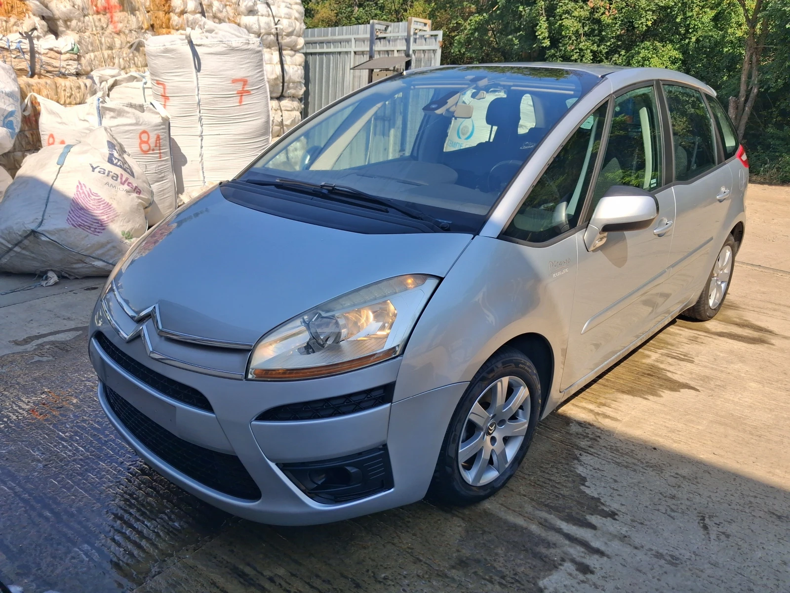 Citroen C4 Picasso 1.6  120 к.с.