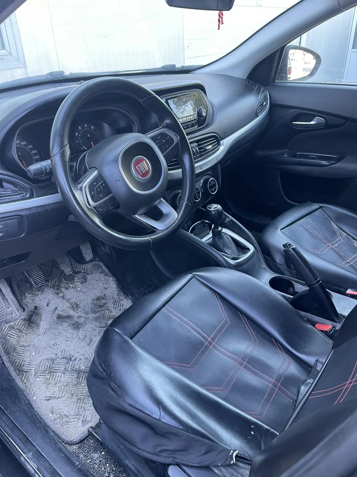 Fiat Tipo, снимка 8 - Автомобили и джипове - 55735539