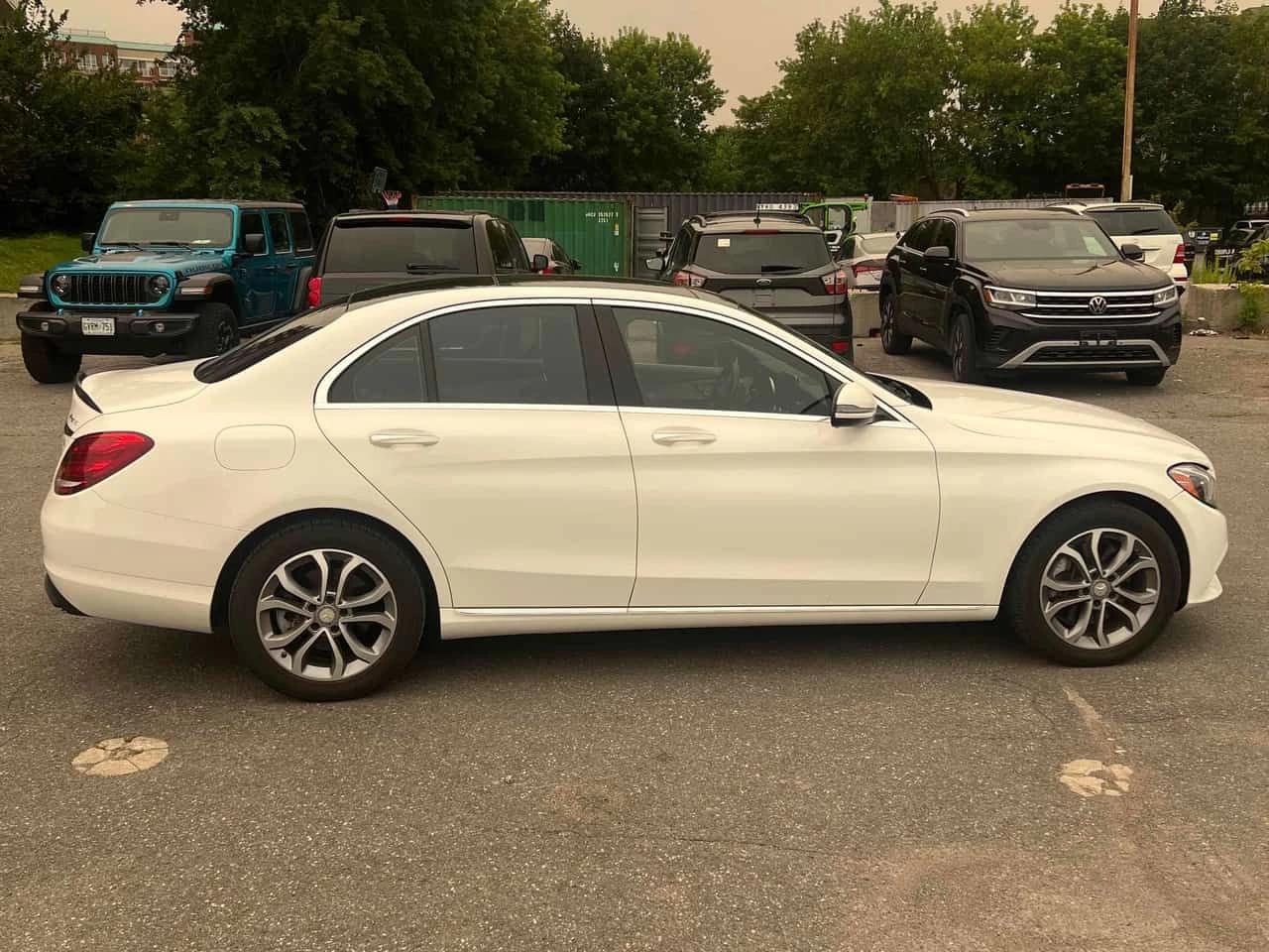 Mercedes-Benz C 300 * CARFAX * ОПЦИЯ ЗА ФИНАНСИРАНЕ , снимка 3 - Автомобили и джипове - 55355728
