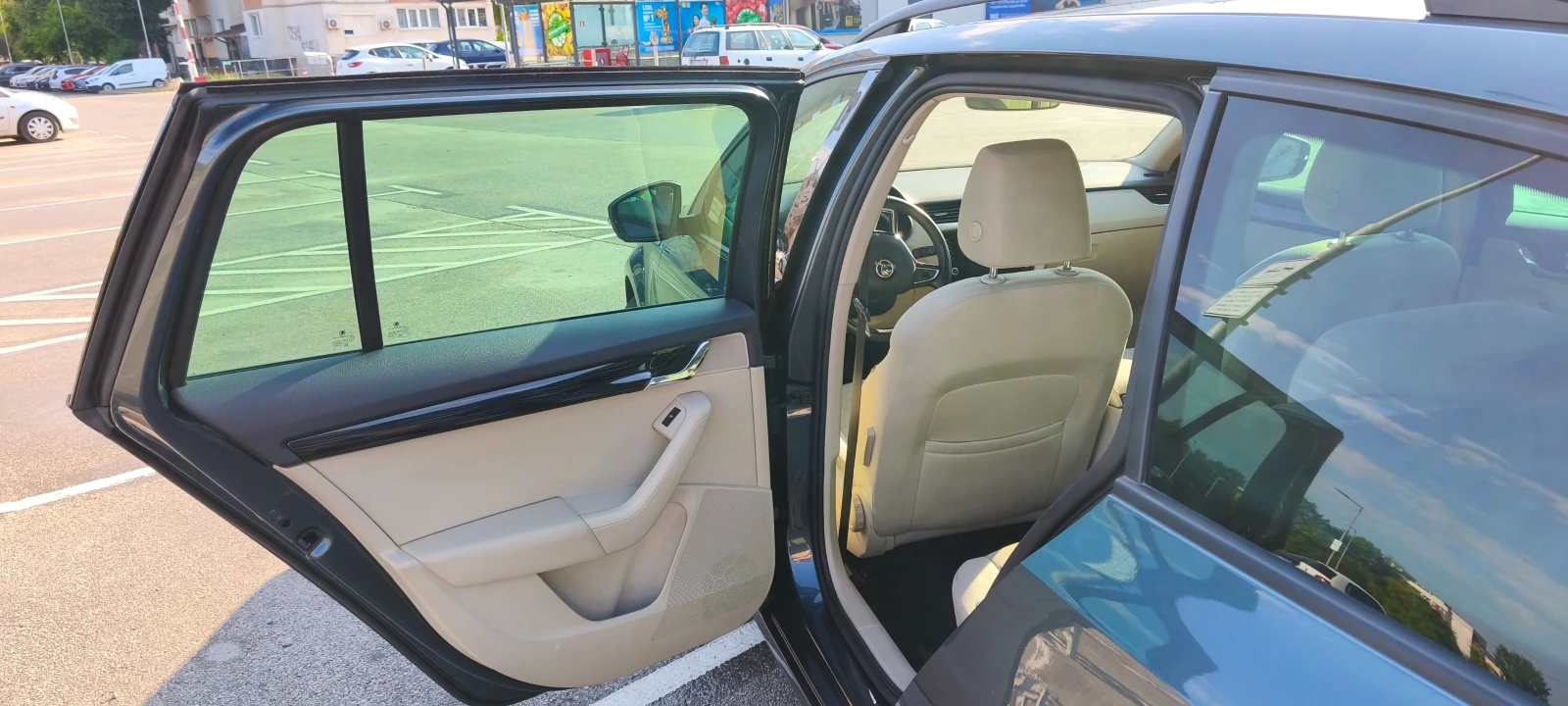 Skoda Octavia, снимка 13 - Автомобили и джипове - 55512598
