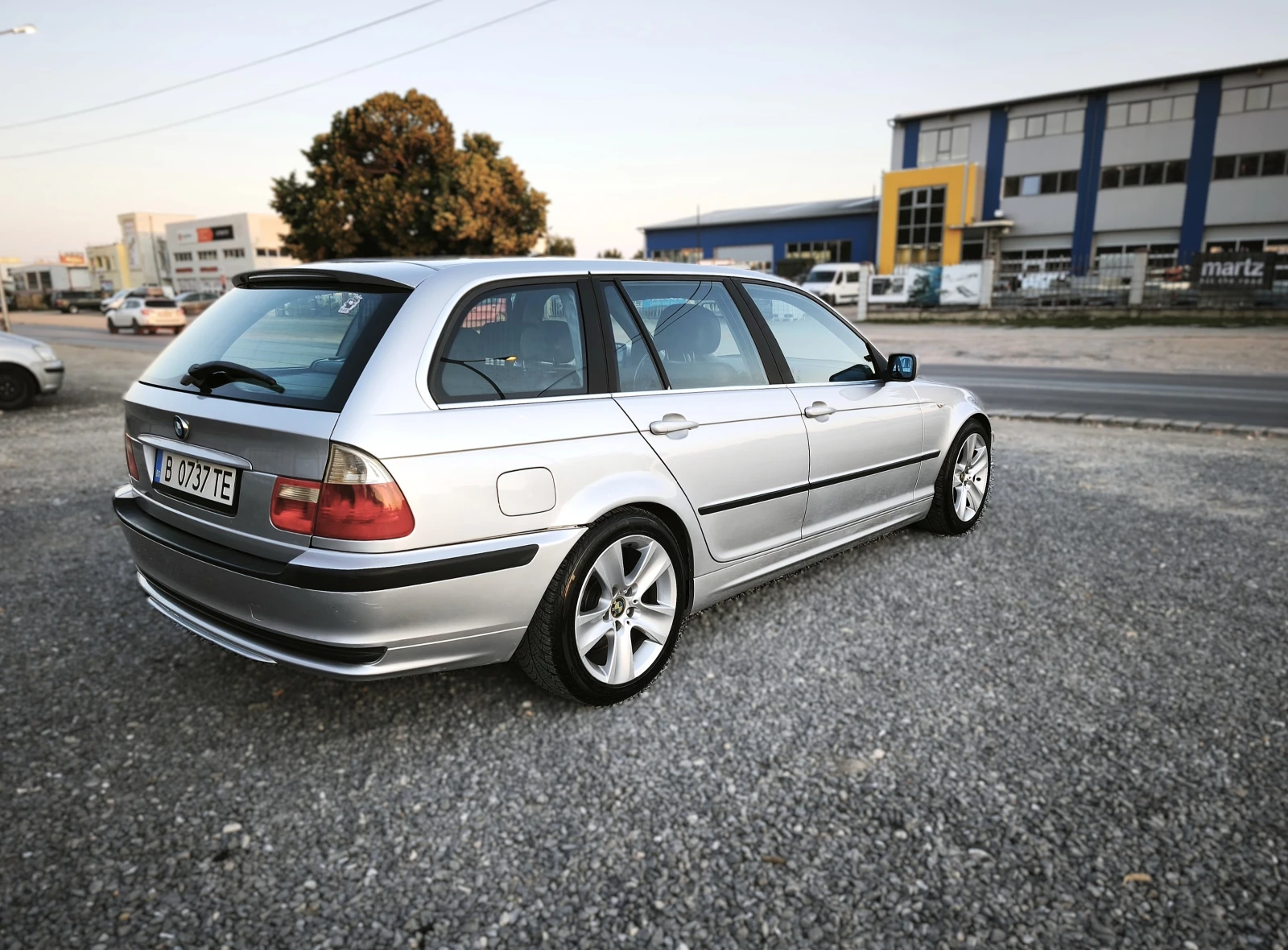 BMW 320 i - 170hp - AUTOMATIC, снимка 4 - Автомобили и джипове - 55577356